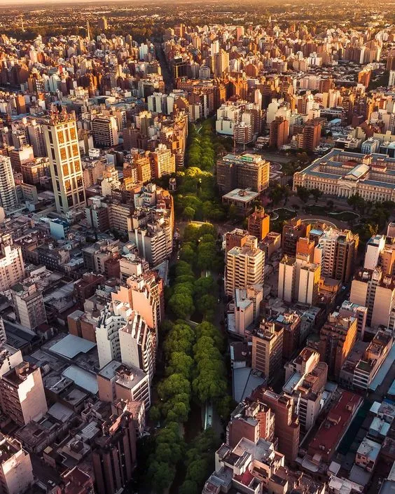 Vista aérea urbana usada como imagen de contexto del proyecto inmobiliario